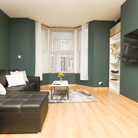 Anfield Luxe Retreat - Stylish Stay With Parking - Steps From Stadium - Short Drive To City Centre Liverpool Kültér fotó