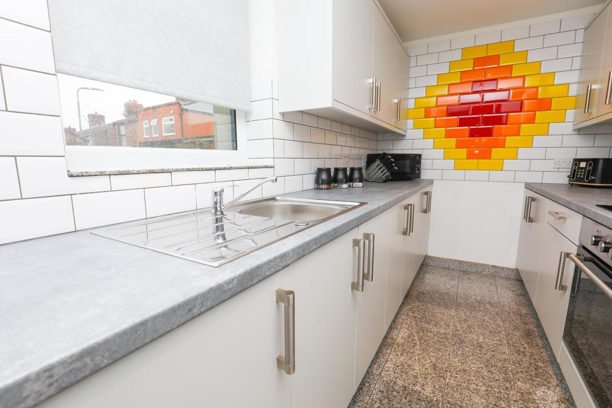 Anfield Luxe Retreat - Stylish Stay With Parking - Steps From Stadium - Short Drive To City Centre Liverpool Kültér fotó